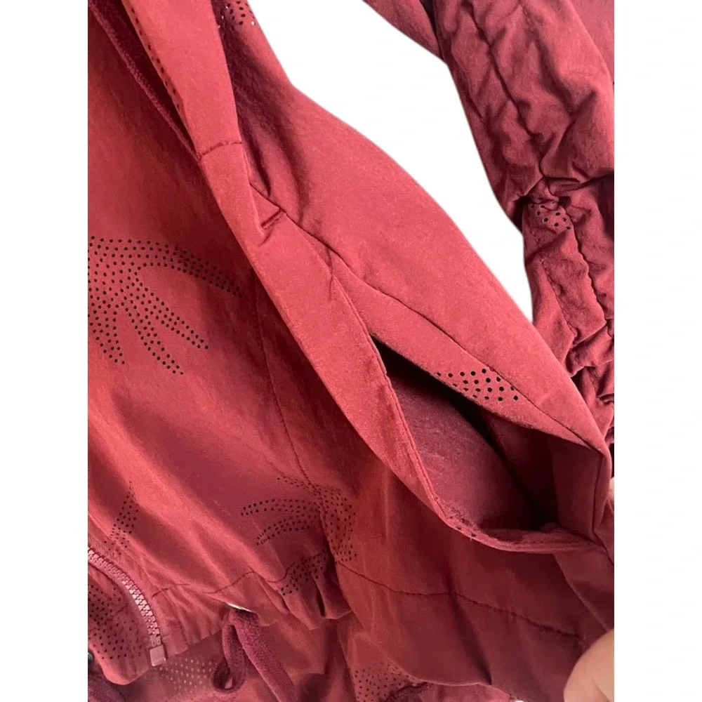 Nanette Lepore Burgundy Laser Cut Perforated Bird Zip Up Jacket‎ Ruched Sleeve M